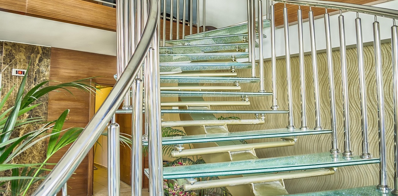 glass-stairs-1974039_1280